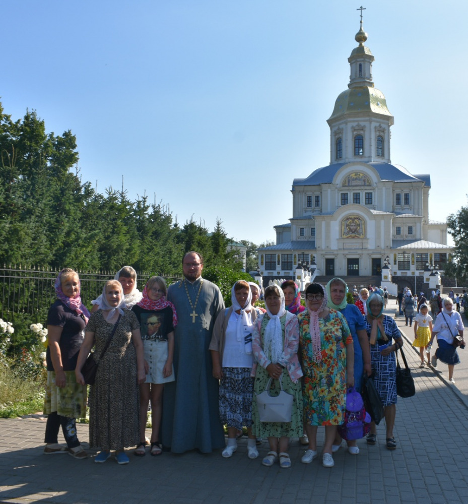 Паломники из Богословки посетили Дивеево и Муром « Пензенская епархия